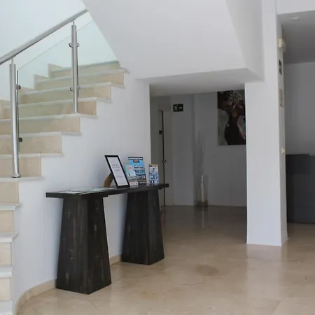 Penzion Hospederia Almundo By Alexandra Realty 2*