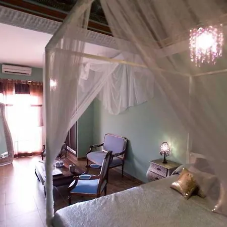 Hospederia Almundo By Alexandra Realty 2*