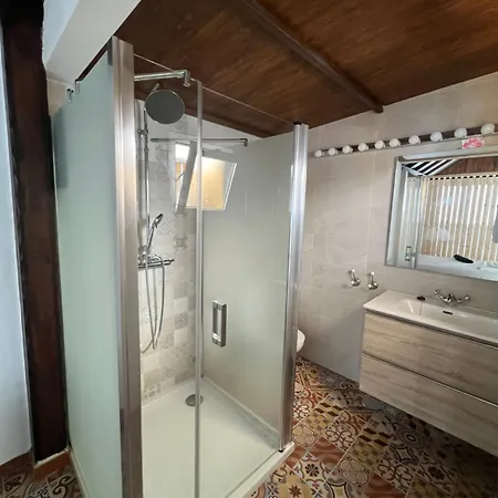 Guest house Hospederia Almundo By Alexandra Realty 2*